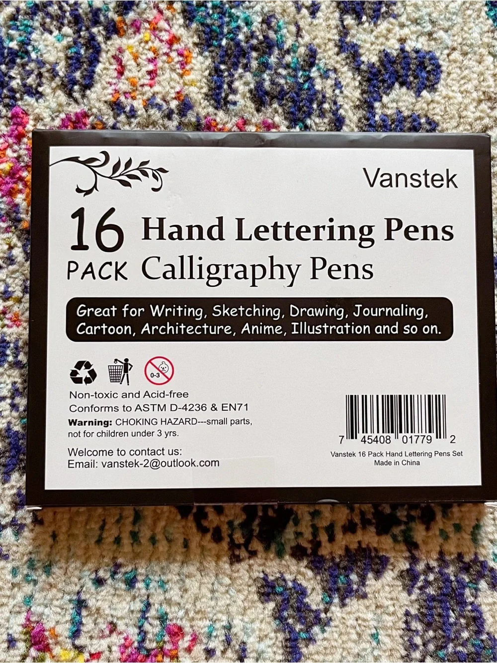 The Creative Studio Bundle – Sketchbook Pens Pencils & More